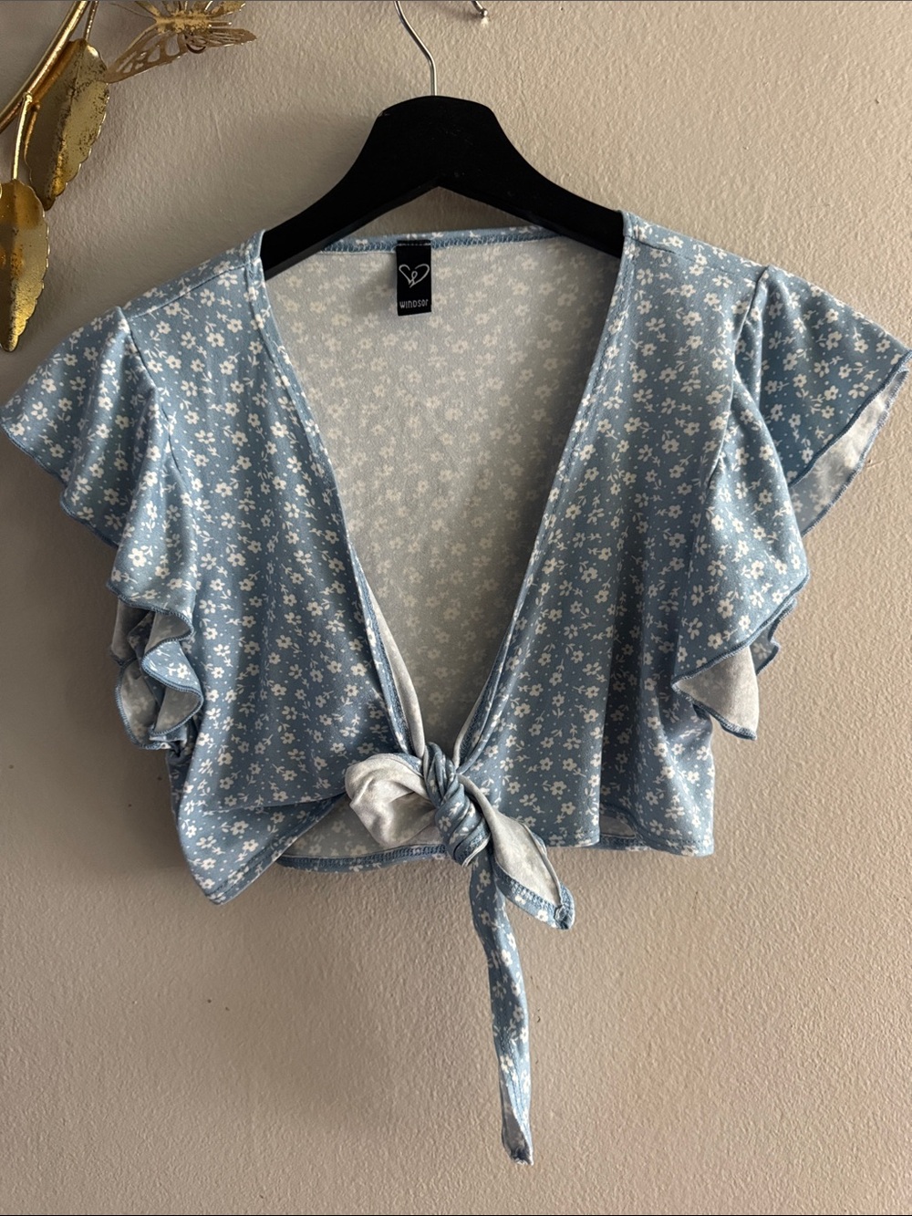 Windsor Powder Blue Floral Tie-Front Cropped Top
